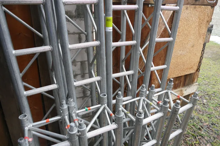 4 Punkt Traverse mit Leiterstufen